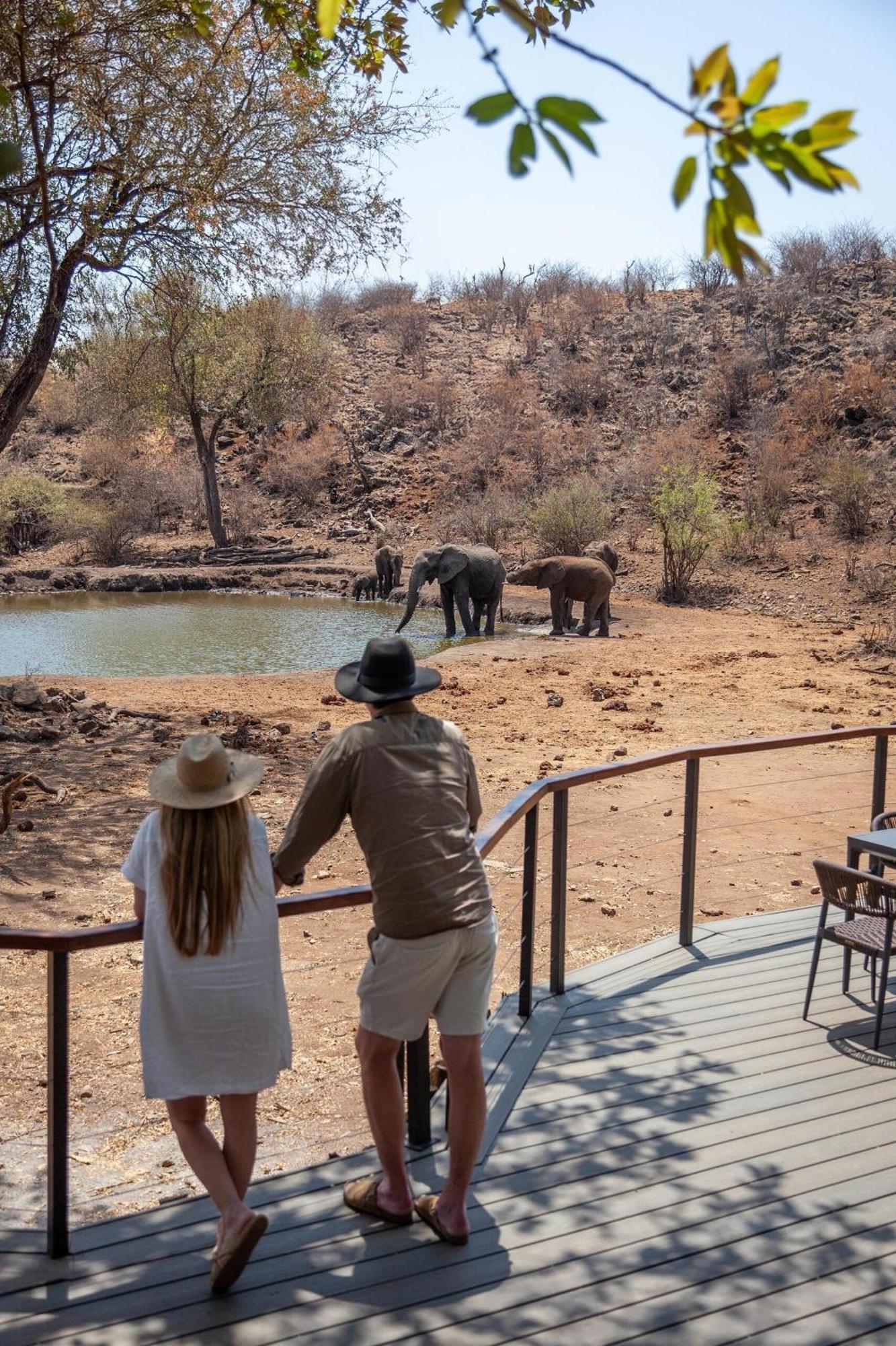 Tuningi Safari Lodge Madikwe Game Reserve Ngoại thất bức ảnh